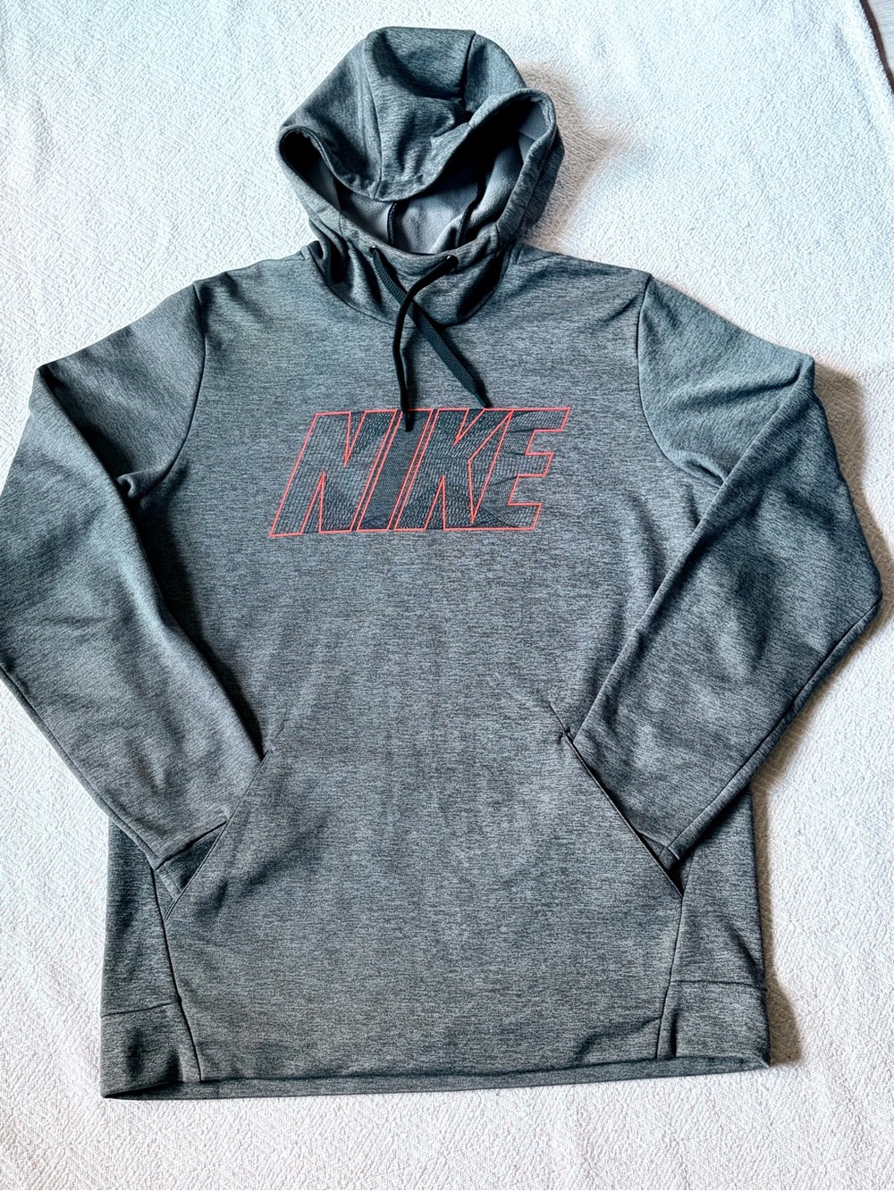 **NWOT** NIKE✔️Dri-Fit Sweater w/Hoodie & Pockets💪🏻